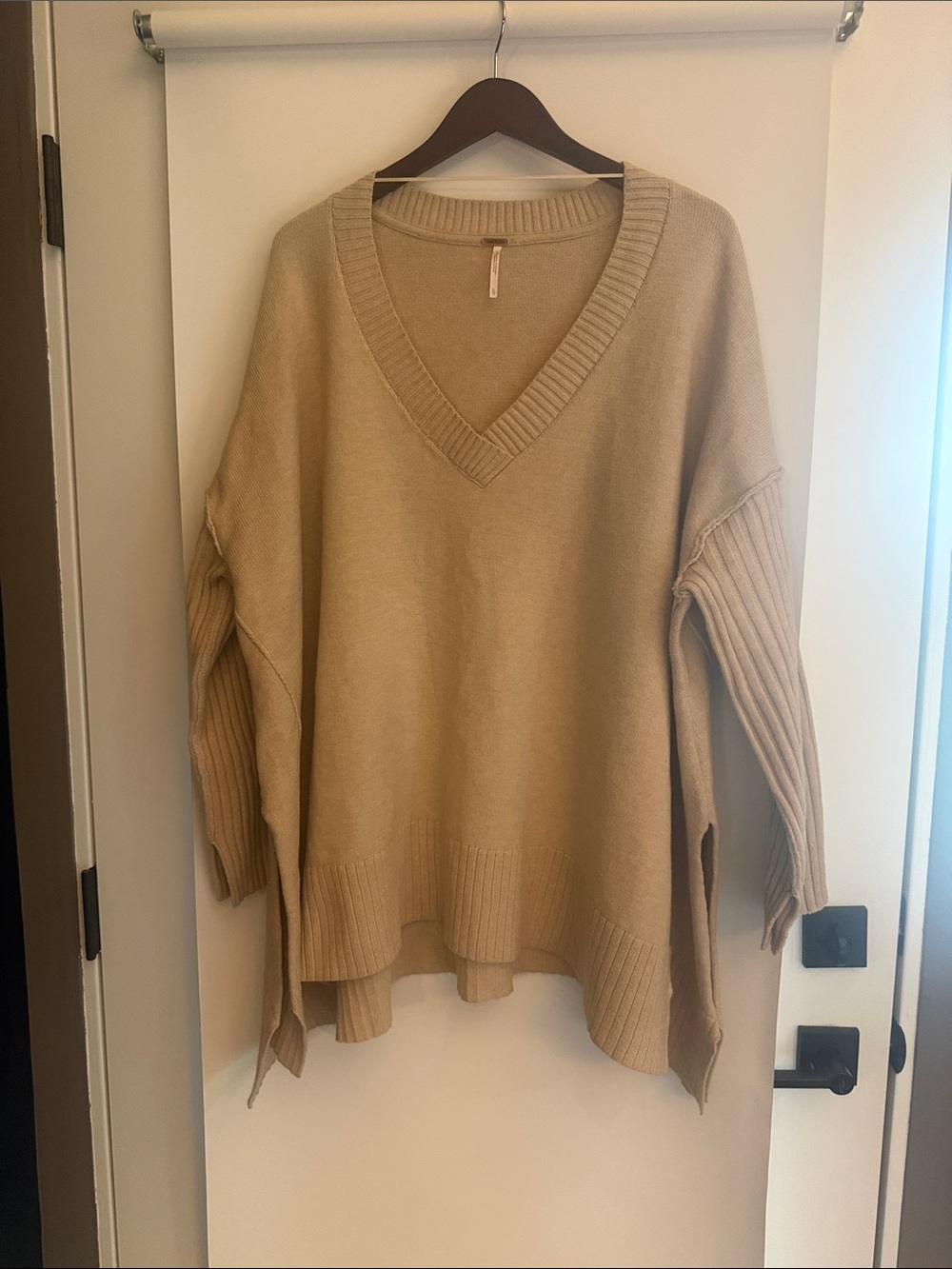 Free People Beige V-Neck Oversized Knit Sweater